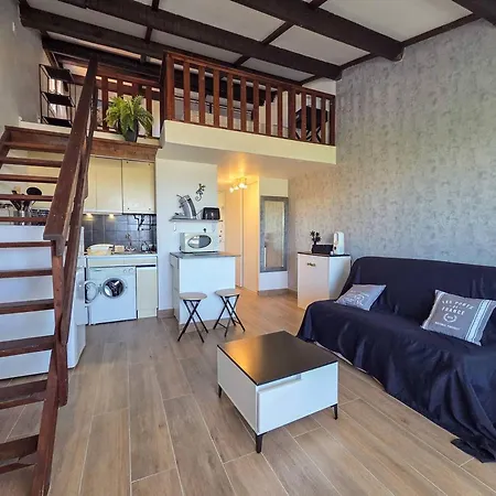 En Mezzanine, Parking - 4 Pers., Cap D'agde - Fr-1-880-97